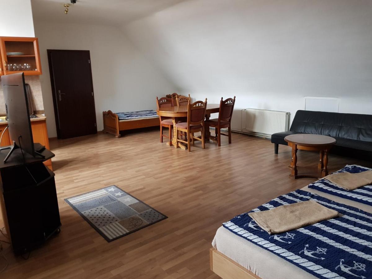 Motel Kotva Ivanka pri Dunaji Eksteriør billede